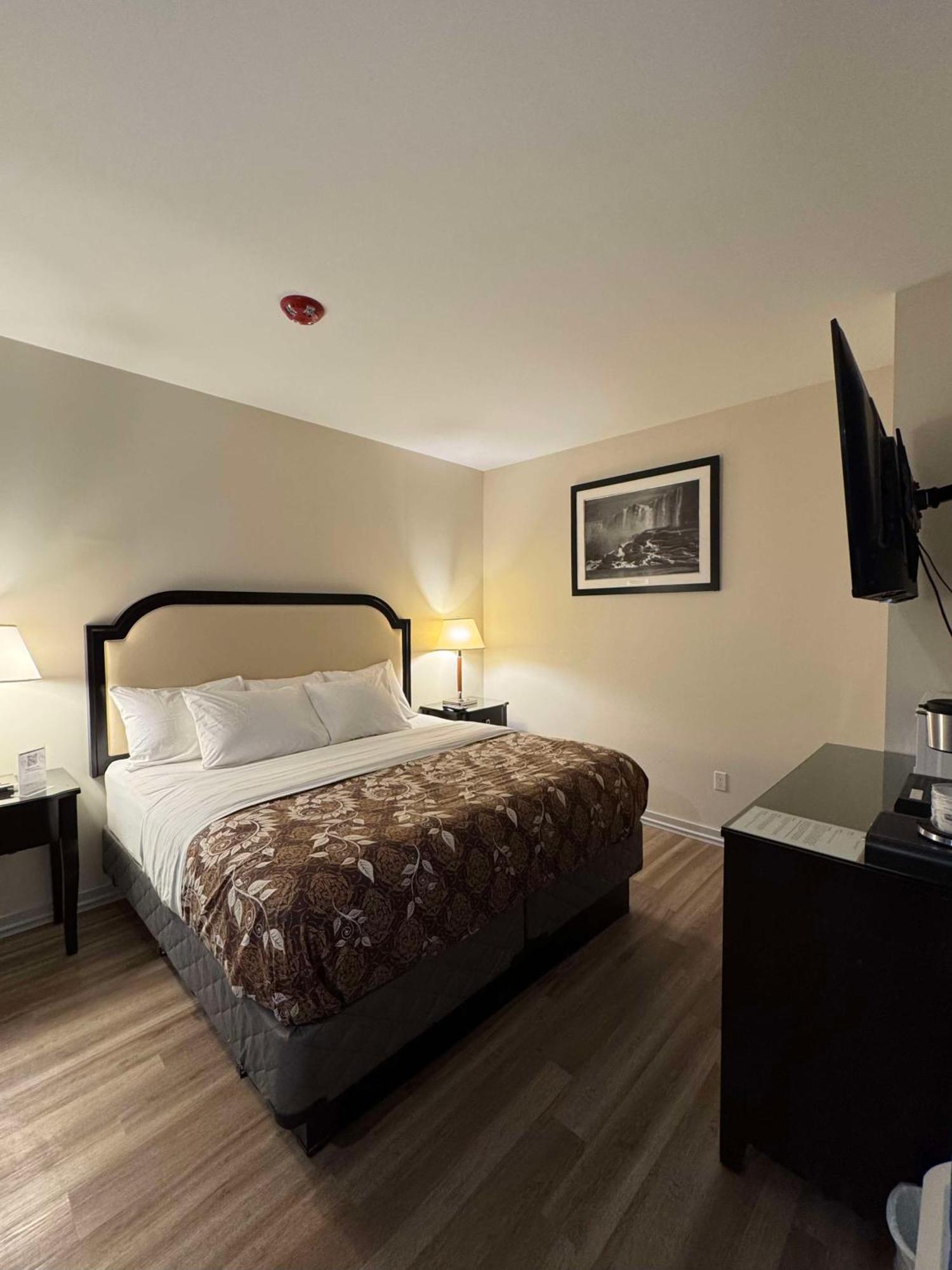 Big Bird Inn Wawa, Surestay Collection By Best Western Zewnętrze zdjęcie